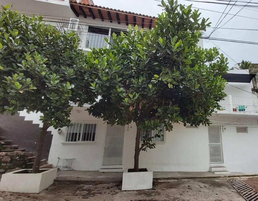 Studio Pulpito In The Charming Heart Of Downtown Pv Puerto Vallarta Exteriör bild